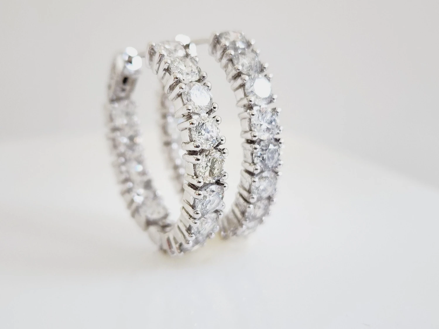 8.60 Carat Diamond Oval Hoops Earrings 14 Karat White Gold 12 8.60 Carat Diamond Oval Hoops Earrings 14 Karat White Gold – Image 10
