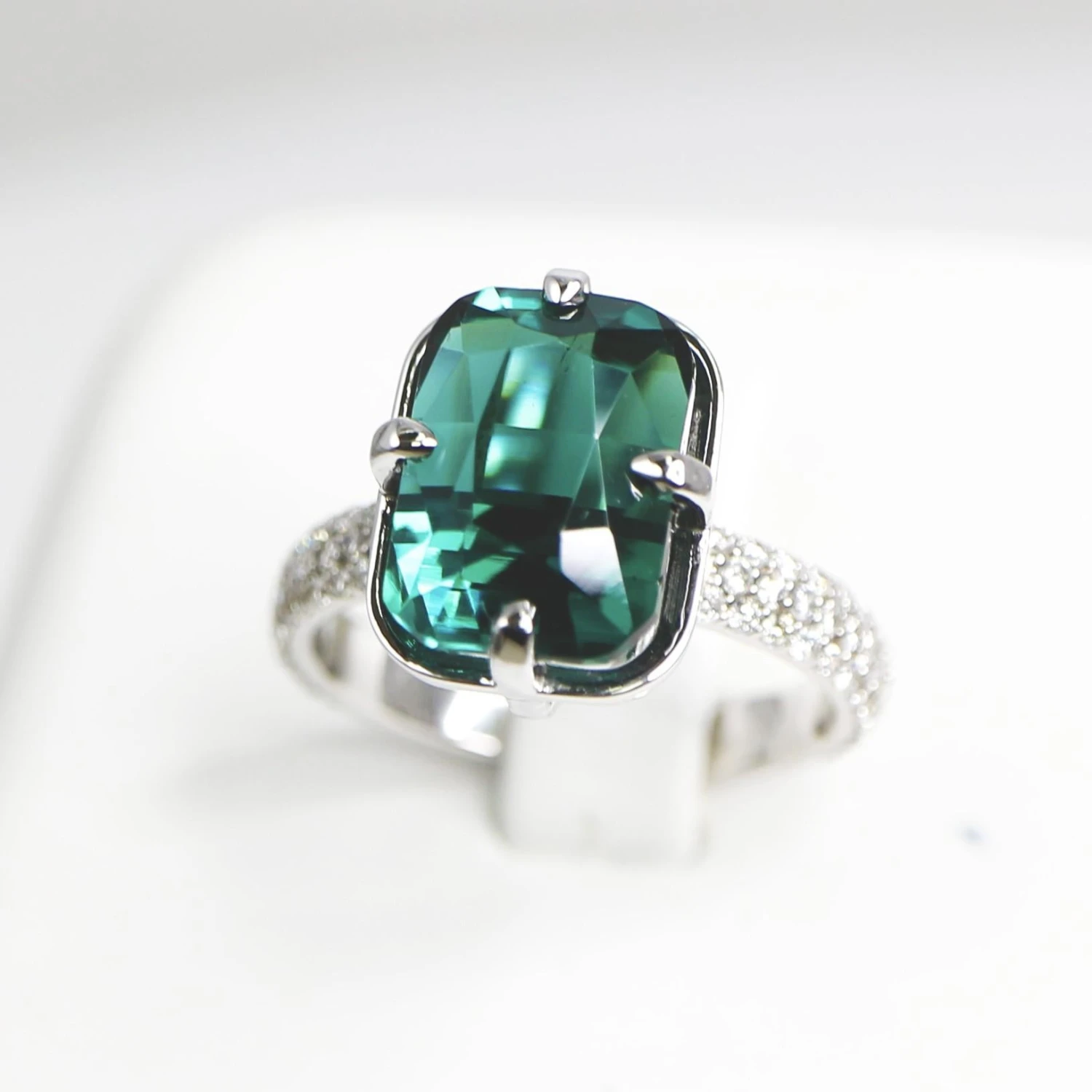 GIA 18k 6.26 Carat Indicolite Tourmaline Antique Art Deco Style Engagement Ring 6 GIA 18k 6.26 Carat Indicolite Tourmaline Antique Art Deco Style Engagement Ring – Image 4