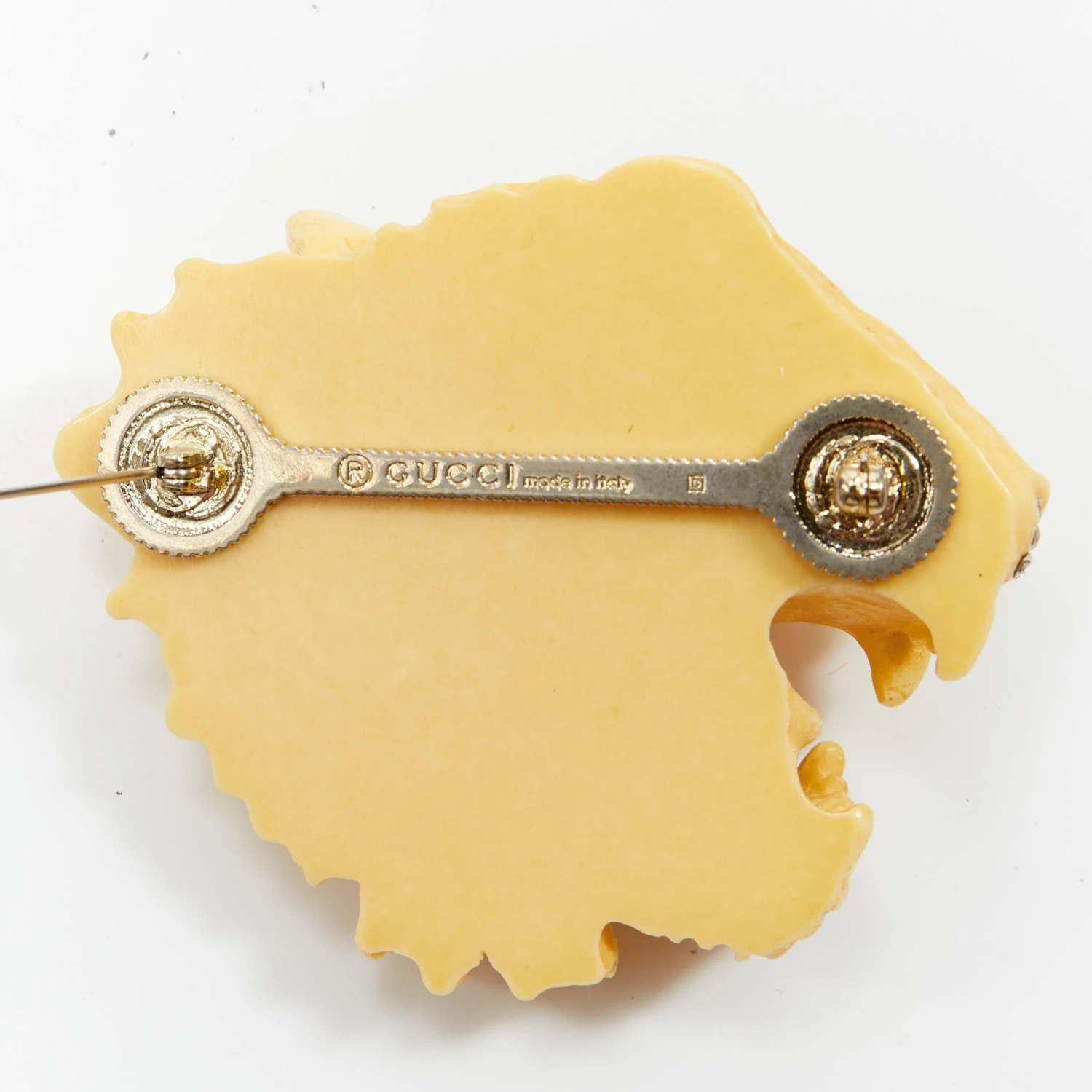 New GUCCI ALESSANDRO MICHELE Runway Ivory Resin Crystal Tiger Head Pin Brooch 5 New GUCCI ALESSANDRO MICHELE Runway Ivory Resin Crystal Tiger Head Pin Brooch – Image 3