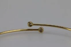 Tiffany & Co + Elsa Peretti 18k Yellow Gold And Diamond Bangle -Mode Bijouterie Magasin 3a2a3e1c 8fe8 4326 b935 33d7d7144e8a master