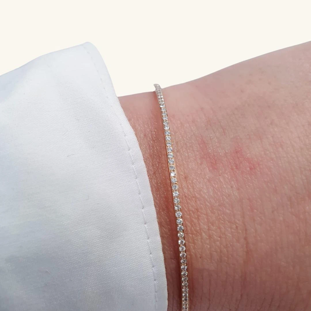 Unknown Bracelet Demi-rivière De Diamants En Or 18 Carats 13 Unknown Bracelet Demi-rivière De Diamants En Or 18 Carats – Image 11