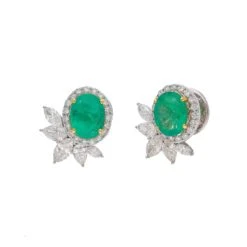Unknown Natural Zambian Emerald Earring With Diamond And 18k Gold 11 Unknown Natural Zambian Emerald Earring With Diamond And 18k Gold -Mode Bijouterie Magasin 41 B master 1
