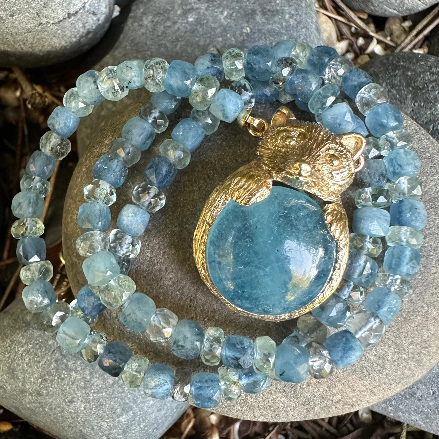 "Aqua Raccoon" Beaded 18" Aquamarine Necklace With 14 Karat Gold Bear Pendant 6 "Aqua Raccoon" Beaded 18" Aquamarine Necklace With 14 Karat Gold Bear Pendant – Image 4