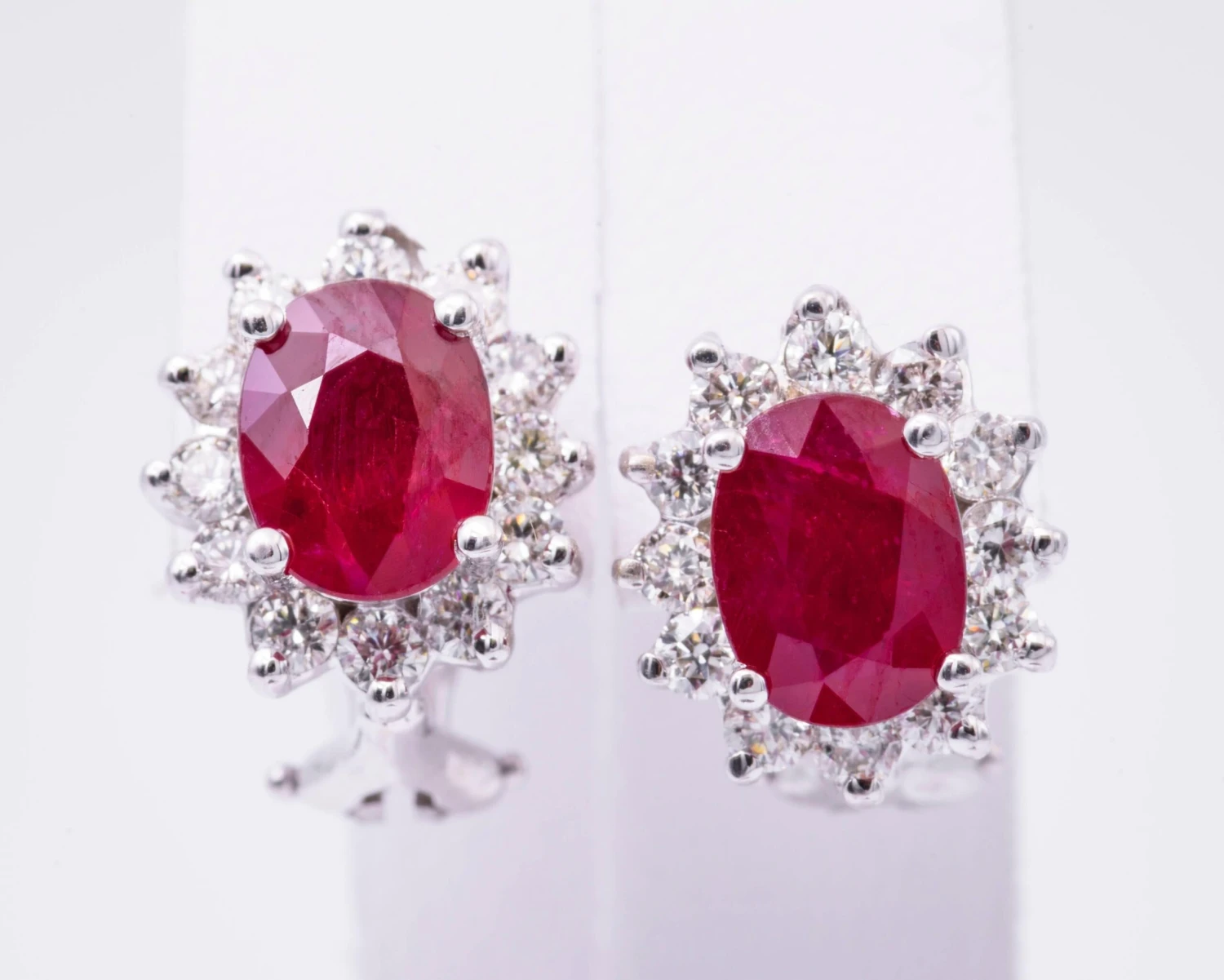3.20 Carat Oval Rubies Diamond Gold Earrings 4 3.20 Carat Oval Rubies Diamond Gold Earrings – Image 2