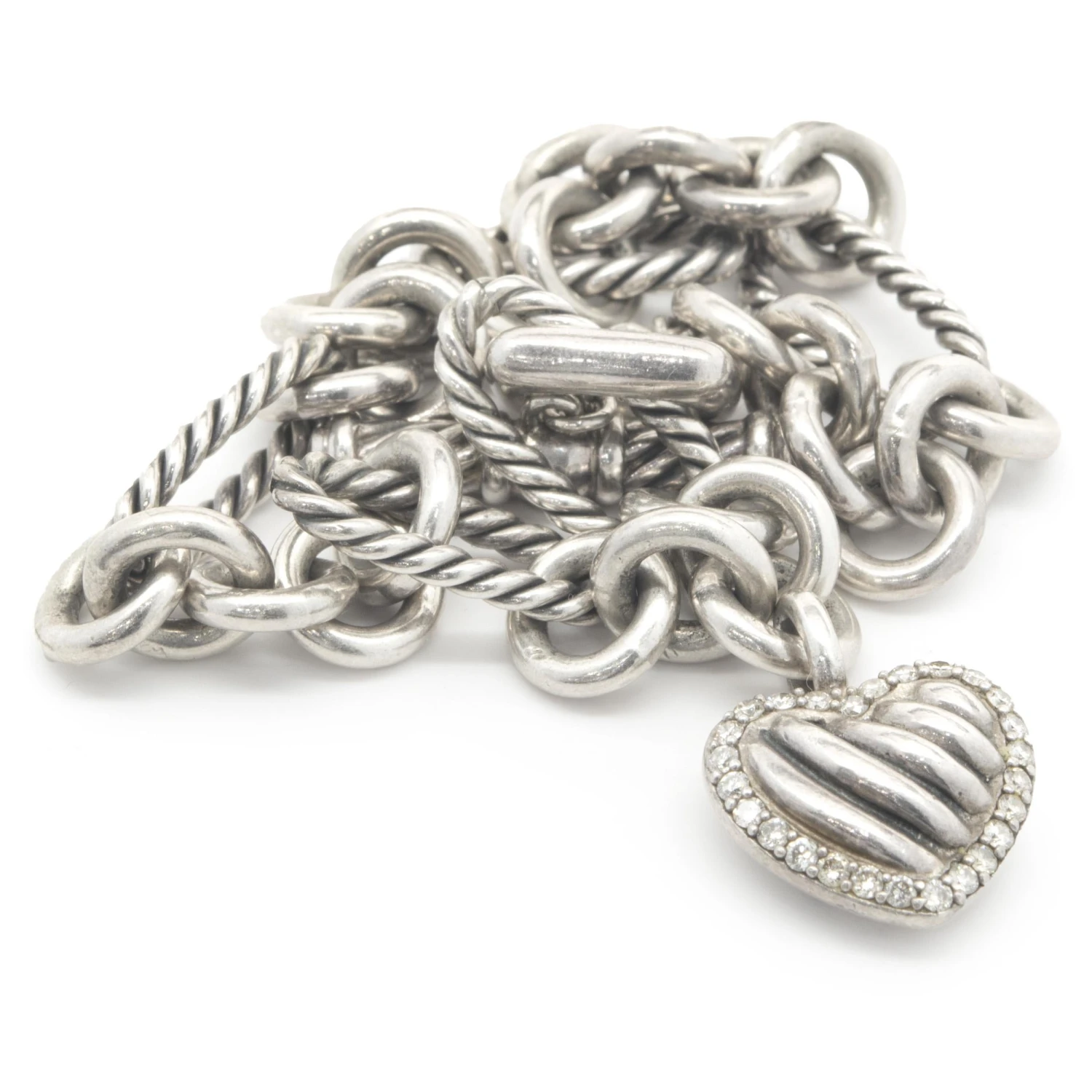 David Yurman Sterling Silver Cable Link Bracelet With Heart Dangle 5 David Yurman Sterling Silver Cable Link Bracelet With Heart Dangle – Image 3