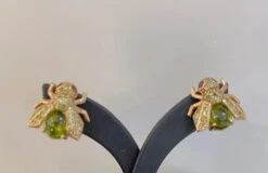 “Orient” Green Tourmaline & Tsavorite Earrings Set In 22k Gold & Silver -Mode Bijouterie Magasin 6208BB3E CE2C 44B9 B7EB D65CAA145E69 master