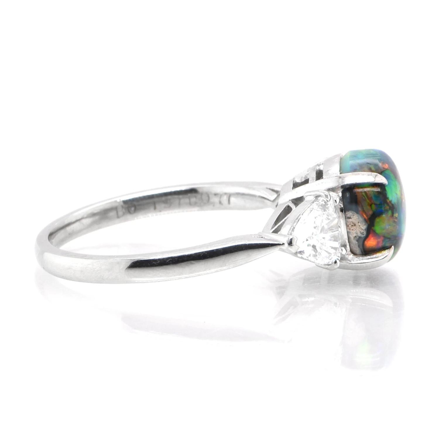 Unknown 1.97 Carat Lighting Ridge Black Opal & Diamond Three-Stone Ring Set In Platinum 7 Unknown 1.97 Carat Lighting Ridge Black Opal & Diamond Three-Stone Ring Set In Platinum – Image 5