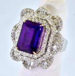 Unknown Impressive Contemporary White Diamond And Gem Amethyst Ring 23 Unknown Impressive Contemporary White Diamond And Gem Amethyst Ring -Mode Bijouterie Magasin 6A0F420C 1323 4BDF A2CE D9E06F05965D 1 201 a master