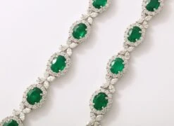 Emerald And Diamond Necklace -Mode Bijouterie Magasin 6R1A5417 master