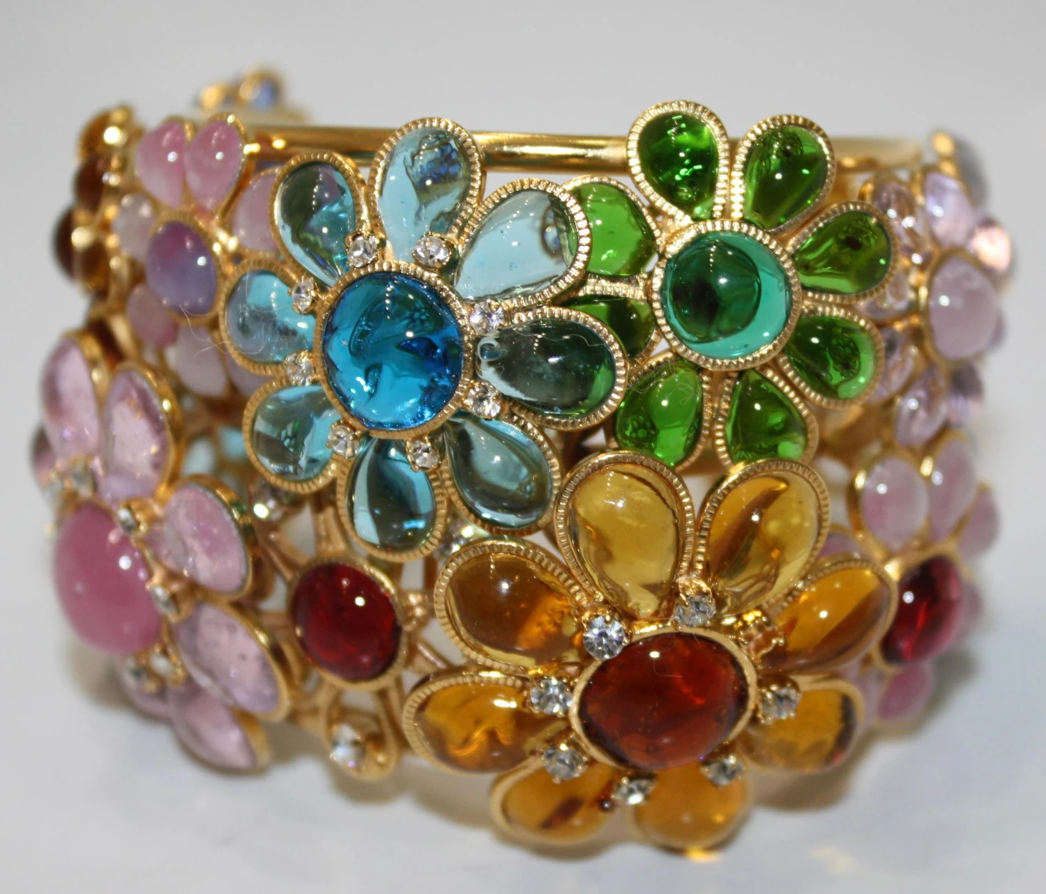 Unknown Pate De Verre Multicolor Flower Cuff 6 Unknown Pate De Verre Multicolor Flower Cuff – Image 4