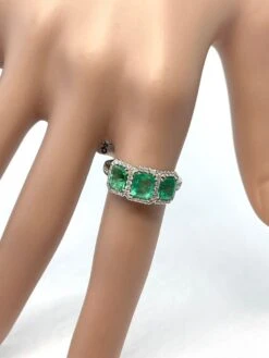 Unknown Natural Vivid 2 Carat Colombian Emerald Diamond Ring 18ct White Gold Valuation -Mode Bijouterie Magasin 7495869B 8665 44CC B9A8 EC5A1F74D0C1 1 105 c master