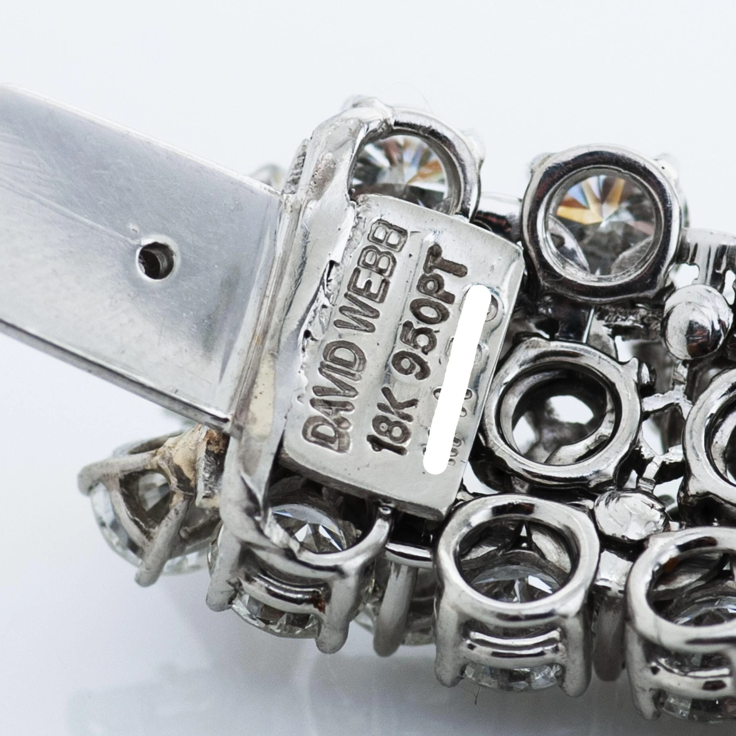 David Webb 52.00 Carat Round Diamond 5 Row Flexible Bracelet In Platinum 7 David Webb 52.00 Carat Round Diamond 5 Row Flexible Bracelet In Platinum – Image 5