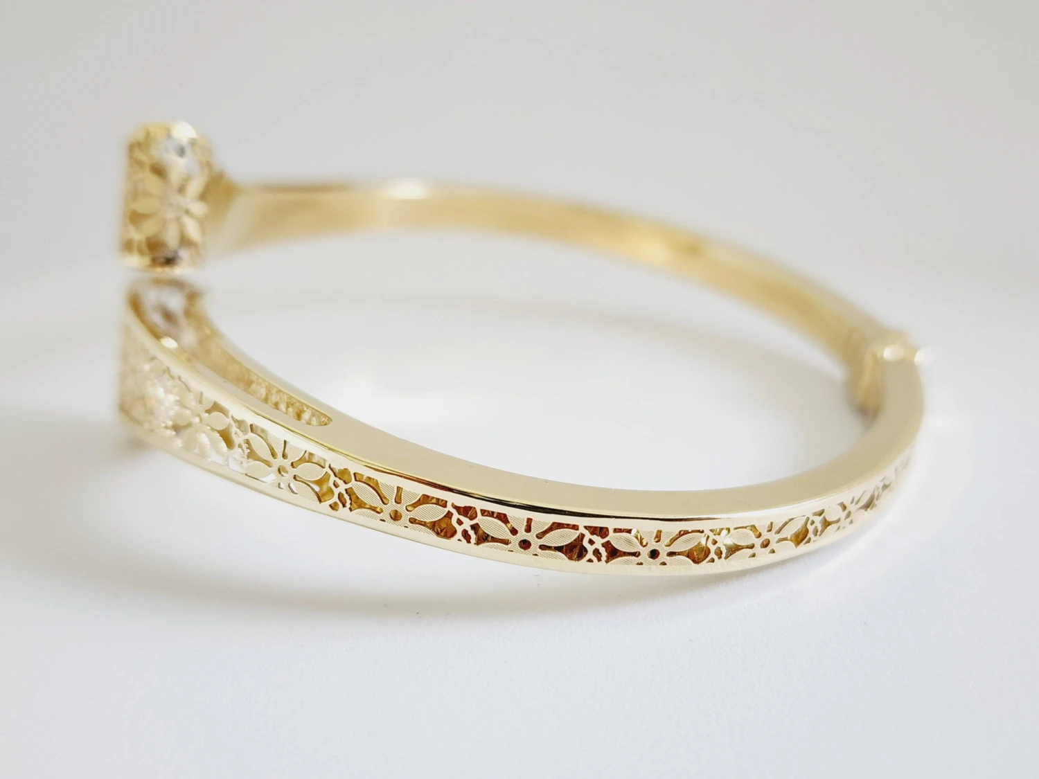 Bangle Yellow Gold 14 Karat 7 Bangle Yellow Gold 14 Karat – Image 5