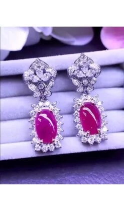 Amazing 8, 27 Carats Of Burma Rubies And Diamonds On Earrings -Mode Bijouterie Magasin 9218C90E 815C 476E 9EFF 286D5C8DC875 master