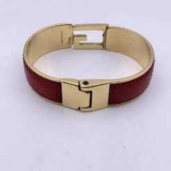 Gucci Vintage Stainless Steel Red Leather G Logo Bangle Bracelet -Mode Bijouterie Magasin 99b8703c c85c 51ec b6bf 13bb2f1f2a70 11zon master