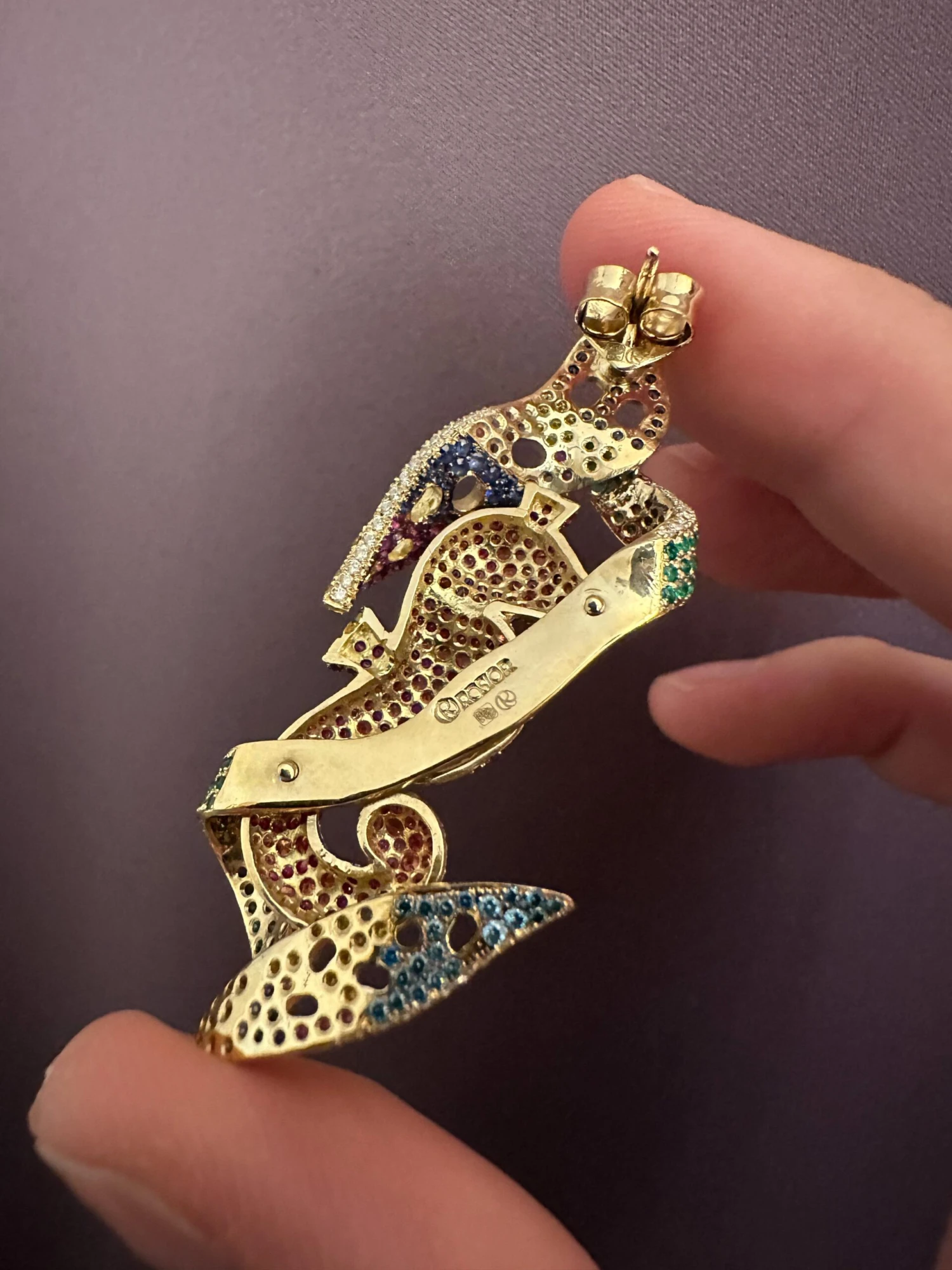 Rosior One-Off Seahorse Earrings With Diamonds, Sapphires, Emeralds And Rubies 6 Rosior One-Off Seahorse Earrings With Diamonds, Sapphires, Emeralds And Rubies – Image 4