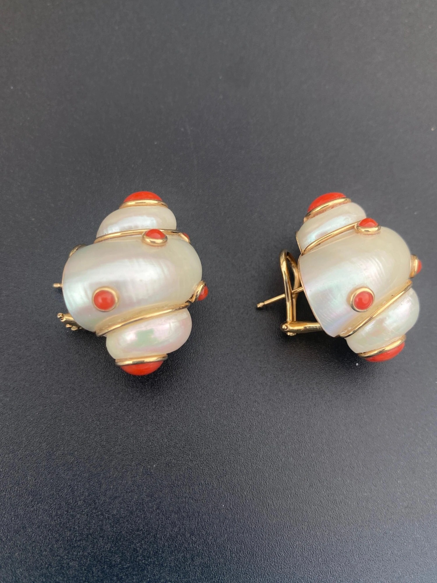 Unknown 14k Conch Shell Coral Pearl Earrings 9 Unknown 14k Conch Shell Coral Pearl Earrings – Image 7