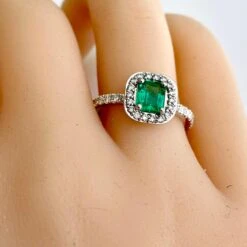 Emerald Shaped Colombia Emerald Diamond Platinum Cocktail Cluster Ring -Mode Bijouterie Magasin A3A2F274 CA59 4DF7 AFC6 06D503A7C274 master