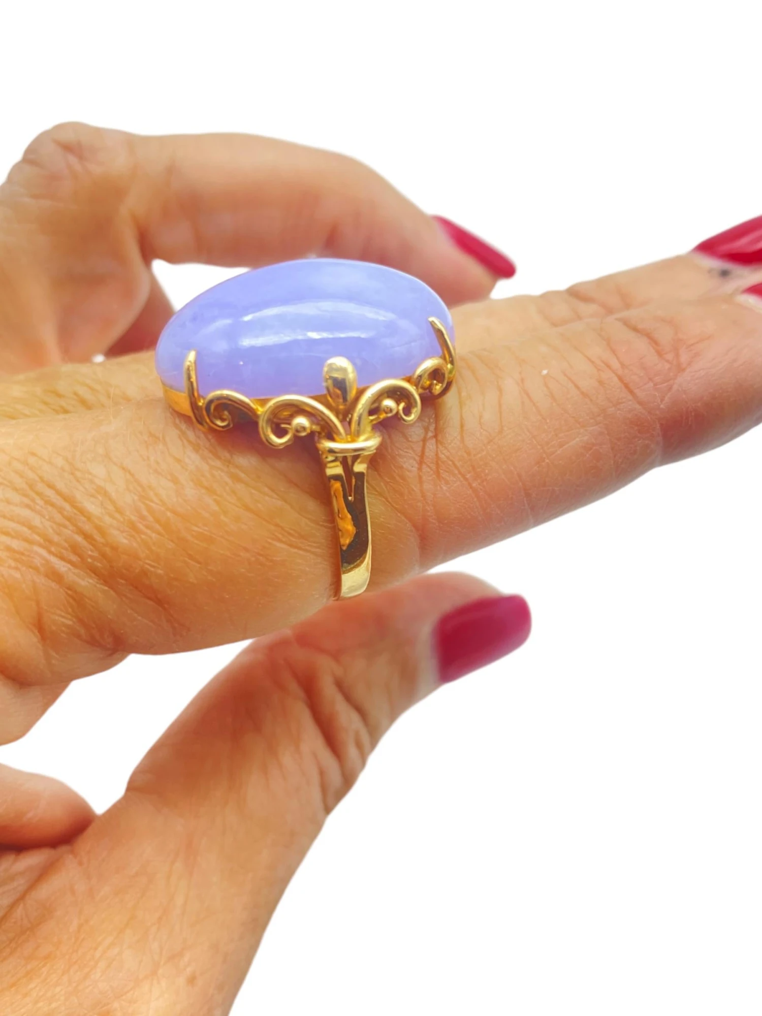 Unknown 14k Lavender Jade Natural Filigree Yellow Gold Ring 11 Unknown 14k Lavender Jade Natural Filigree Yellow Gold Ring – Image 9