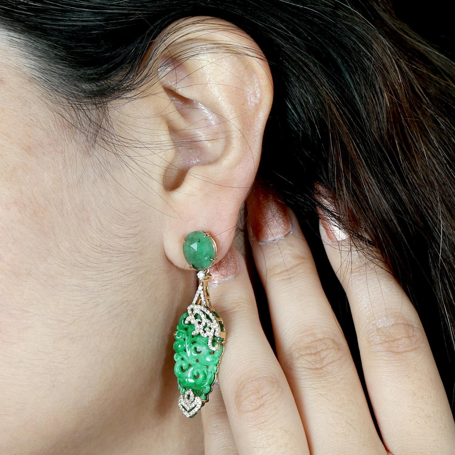 Unknown Victorian Carved Jade And Emerald Earrings 18k Yellow Gold 4 Unknown Victorian Carved Jade And Emerald Earrings 18k Yellow Gold – Image 2