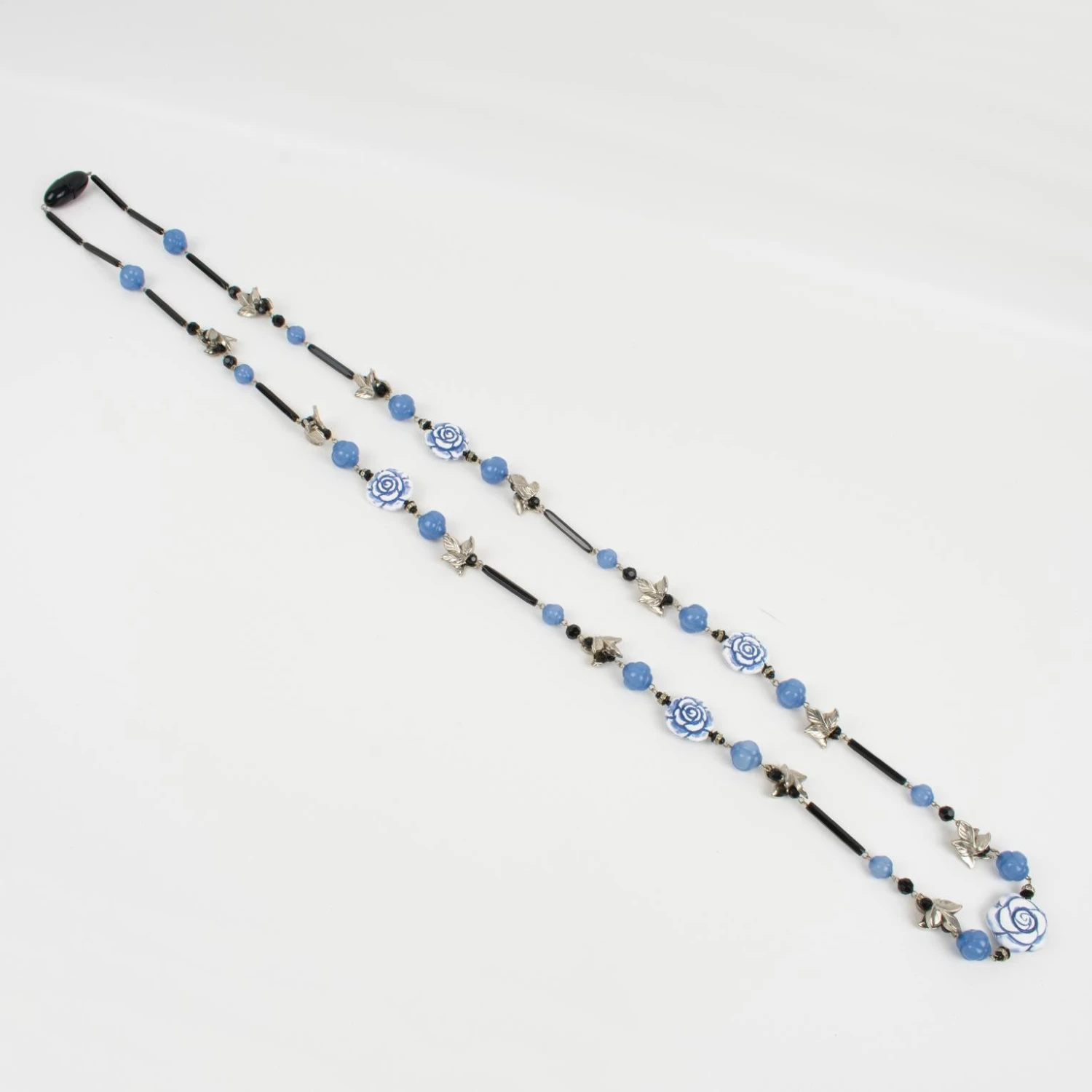 Angela Caputi Long Necklace Lavender Blue Roses And Silver Resin Leaves 7 Angela Caputi Long Necklace Lavender Blue Roses And Silver Resin Leaves – Image 5