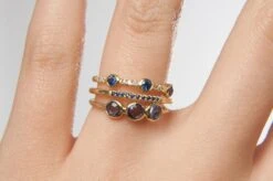 Trinity Pave Sapphire Band -Mode Bijouterie Magasin Amber 219 master