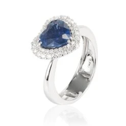 Sapphire Ring With Diamonds