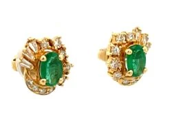 Unknown Columbian Emerald And Diamond Halo Stud Earrings In 18k Yellow Gold -Mode Bijouterie Magasin Artboard 24 master 1