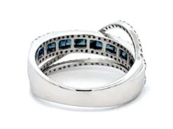 Unknown Diamond And Sapphire Ring In 14k White Gold -Mode Bijouterie Magasin Artboard 7 master