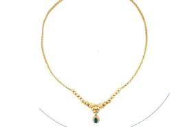 Unknown Colombian Emerald & Diamond Necklace In 18k Yellow Gold 11 Unknown Colombian Emerald & Diamond Necklace In 18k Yellow Gold -Mode Bijouterie Magasin Artboard 8necklaces master