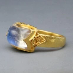 Steven Battelle 4.9 Carats Rainbow Moonstone 18k Gold Ring -Mode Bijouterie Magasin B081092 2 master