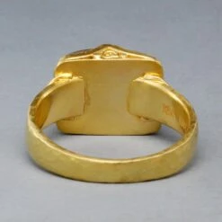 Steven Battelle 4.9 Carats Rainbow Moonstone 18k Gold Ring -Mode Bijouterie Magasin B081092 3 master