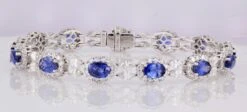 6.79 Carat Vivid Blue Oval Cut Sapphire And 4.69 Carat Diamond Bracelet -Mode Bijouterie Magasin B73 master