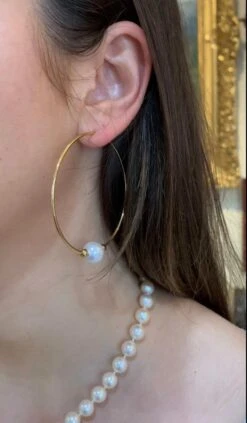 Unknown Pearls 18 Carat Yellow Gold Hoop Earrings 8 Unknown Pearls 18 Carat Yellow Gold Hoop Earrings -Mode Bijouterie Magasin BO Cr oles Perles Or Jaune 2 master