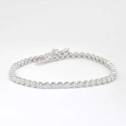 Bezel Set Tennis Bracelet 5.00 Carat In 18 Karat White Gold Natural Diamonds 13 Bezel Set Tennis Bracelet 5.00 Carat In 18 Karat White Gold Natural Diamonds -Mode Bijouterie Magasin BR31643 5 master