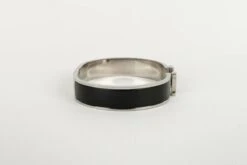 Hermès Clic Clac H Silver Plated Metal And Black Enamel Bracelet -Mode Bijouterie Magasin BRA131 4 master