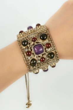 Chanel Bracelet In Champagne Metal And Resin Fall, 2009 -Mode Bijouterie Magasin BRAB134 14 master