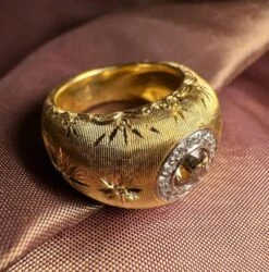 Unknown Champagne Diamond Gold Ring -Mode Bijouterie Magasin Bildschirmfoto 2023 06 12 um 14 08 00 master