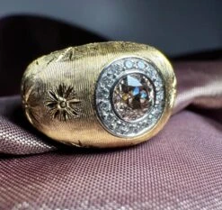 Unknown Champagne Diamond Gold Ring -Mode Bijouterie Magasin Bildschirmfoto 2023 06 12 um 14 08 05 master