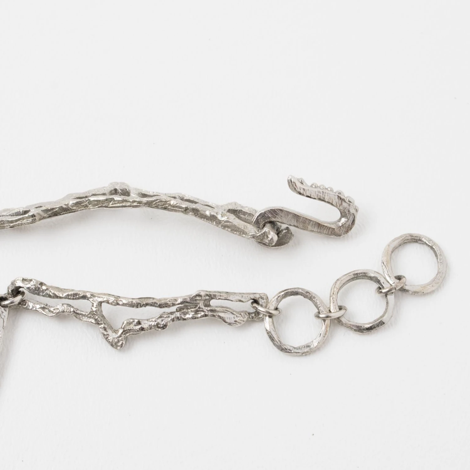 Christian Lacroix Brutalist Silvered Jeweled Choker Necklace 12 Christian Lacroix Brutalist Silvered Jeweled Choker Necklace – Image 10