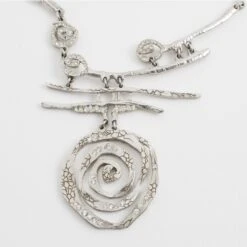 Christian Lacroix Brutalist Silvered Jeweled Choker Necklace 27 Christian Lacroix Brutalist Silvered Jeweled Choker Necklace -Mode Bijouterie Magasin CHRISTIAN LACROIX NECKLACE COL332 14 master