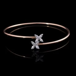 Marquise Diamond Flower Design Bangle Bracelet 18 Karat Rose Gold Fine Jewelry 10 Marquise Diamond Flower Design Bangle Bracelet 18 Karat Rose Gold Fine Jewelry -Mode Bijouterie Magasin CN 9108 2 master