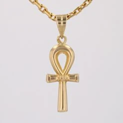 Unknown Modern 18 Karat Yellow Gold Egyptian Cross Pendant -Mode Bijouterie Magasin CVP5801 master