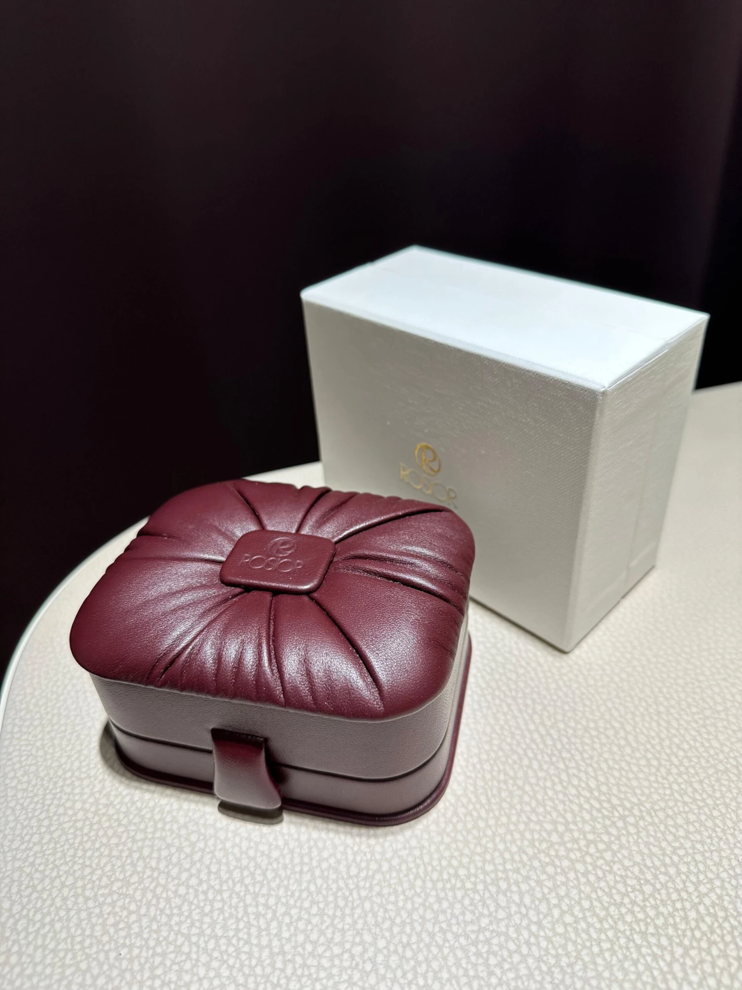 Rosior One-Off Seahorse Earrings With Diamonds, Sapphires, Emeralds And Rubies 9 Rosior One-Off Seahorse Earrings With Diamonds, Sapphires, Emeralds And Rubies – Image 7