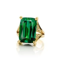 Cober “Stunning Green” Ring With An 8.09 Ct Tourmaline And 56 Diamonds In Stock -Mode Bijouterie Magasin Cober feb2021 8632 master