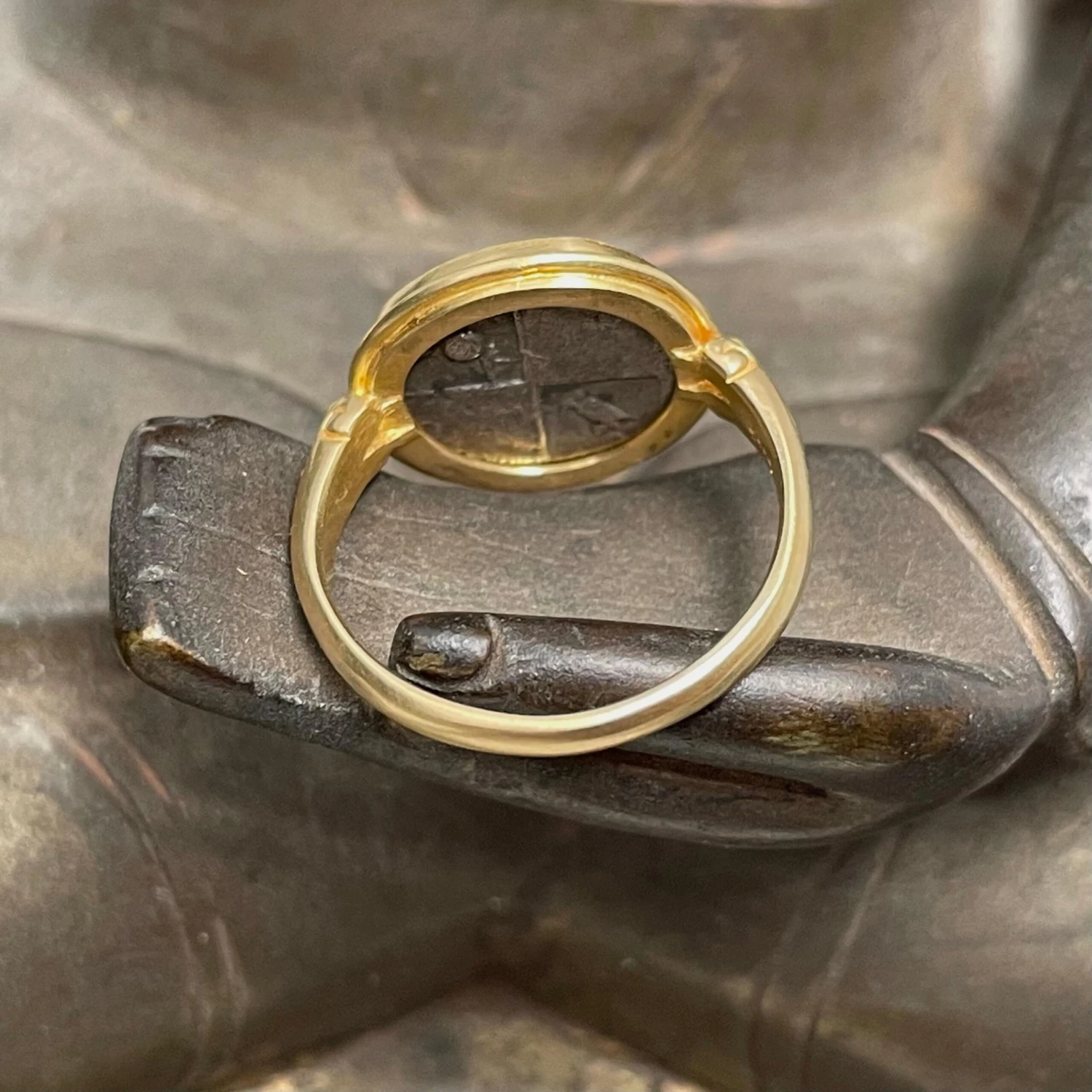 Ancient Greek 4th Century BC Lion Coin 18K Gold Ring 7 Ancient Greek 4th Century BC Lion Coin 18K Gold Ring – Image 5