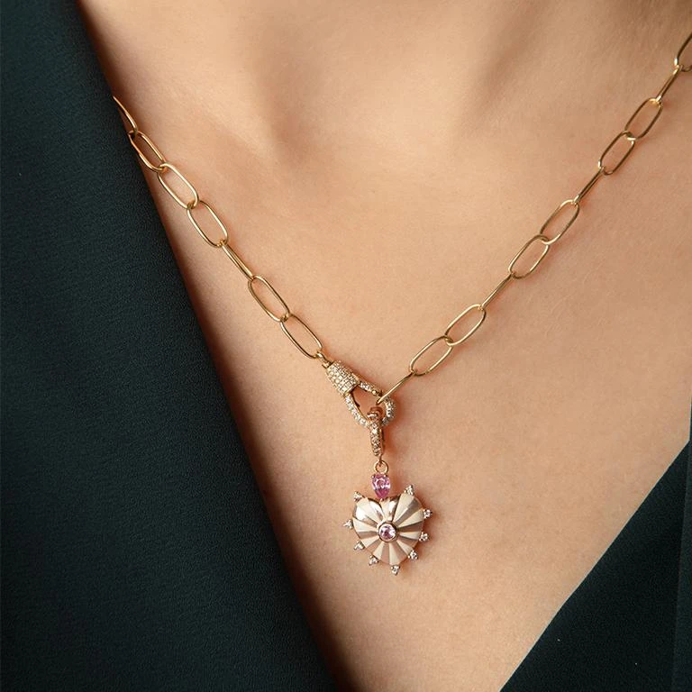 White Diamond Hook Chain 5 White Diamond Hook Chain – Image 3