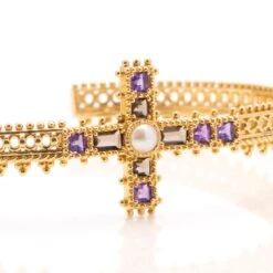 Unknown Jade Jagger Amethyst Madonna 18 Karat Yellow Gold Cross Bracelet -Mode Bijouterie Magasin DSC01220 master