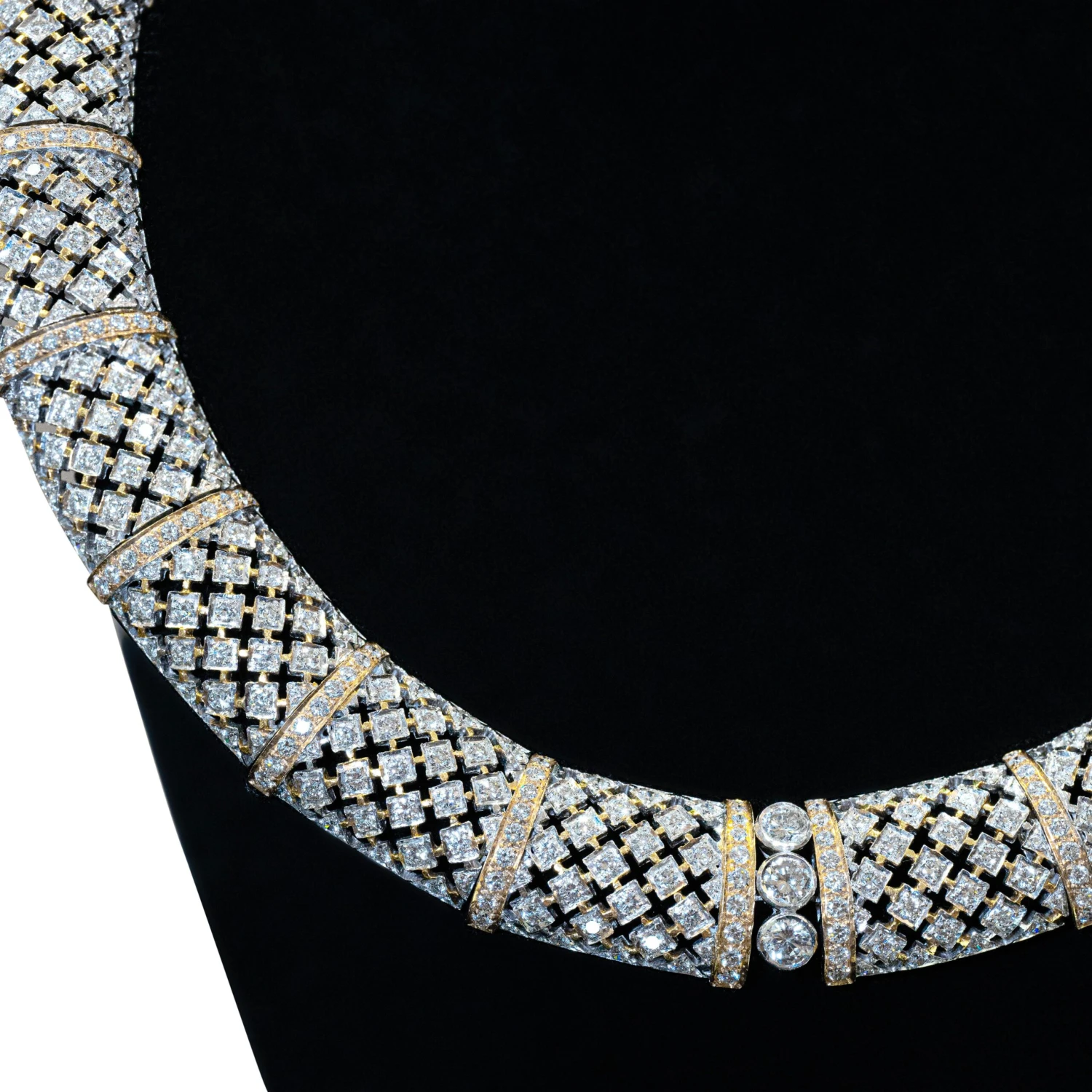 Unknown 22.01ct Diamond 18 Carat White And Yellow Gold Honeycomb Collar Necklace 7 Unknown 22.01ct Diamond 18 Carat White And Yellow Gold Honeycomb Collar Necklace – Image 5