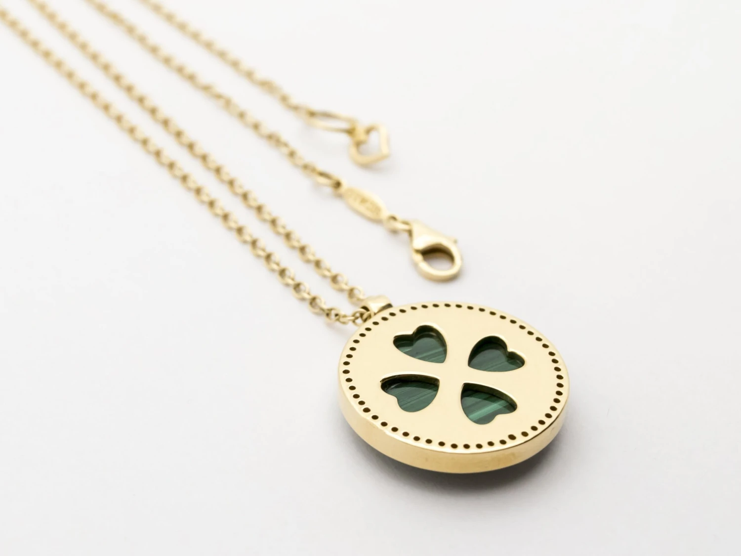 Unknown Yellow Gold Necklace With Malachite And Diamond Pendant 7 Unknown Yellow Gold Necklace With Malachite And Diamond Pendant – Image 5